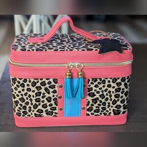 🆕📢📢LAST ONE....Cheetah Print Cosmetic Train Case